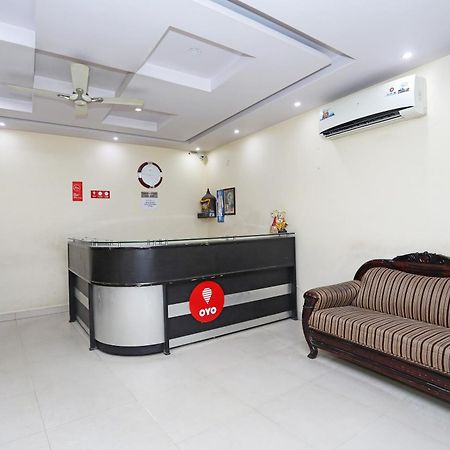 Hotel O Mahipalpur Inn New Delhi Bagian luar foto