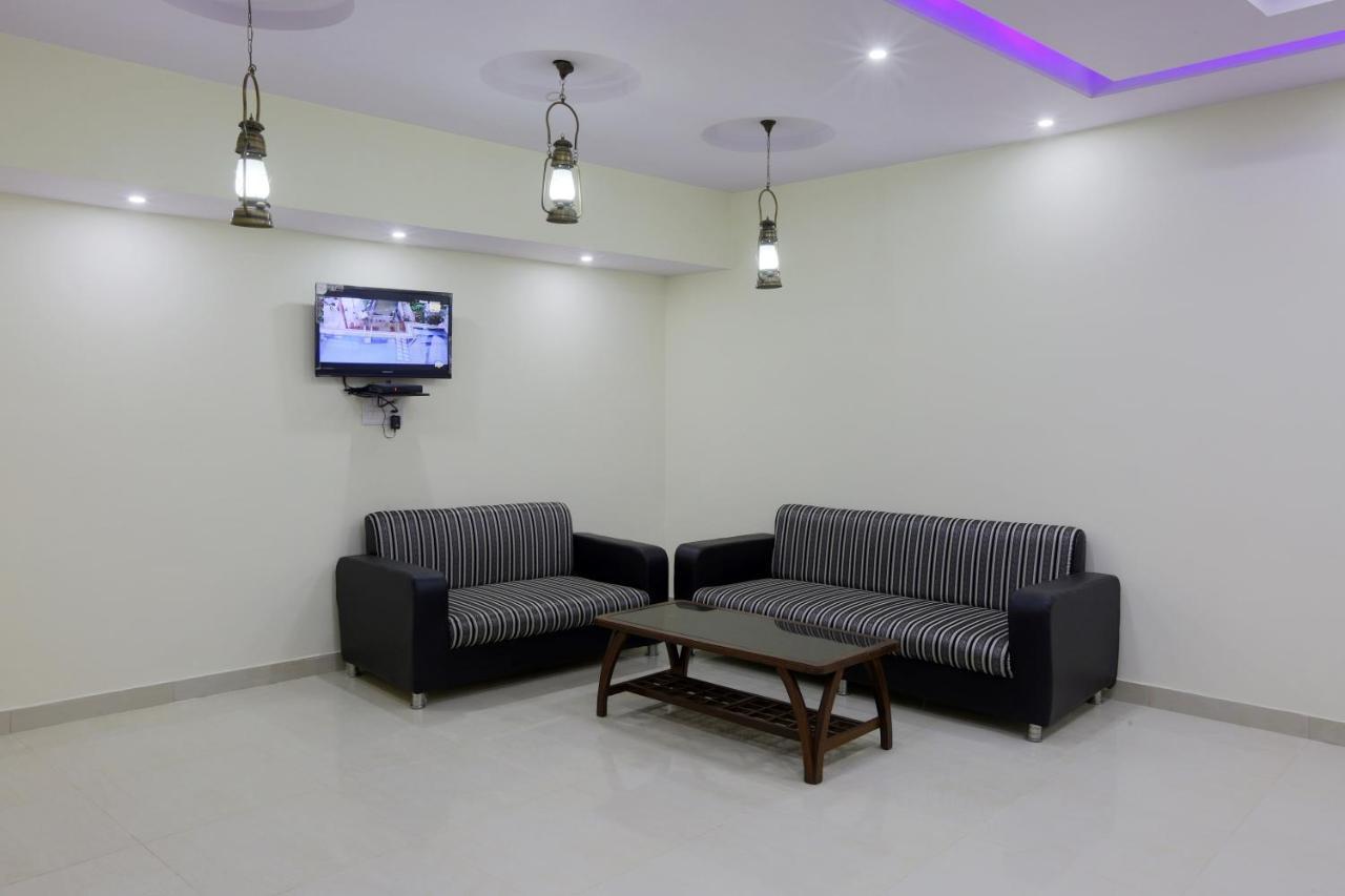 Hotel O Mahipalpur Inn New Delhi Bagian luar foto