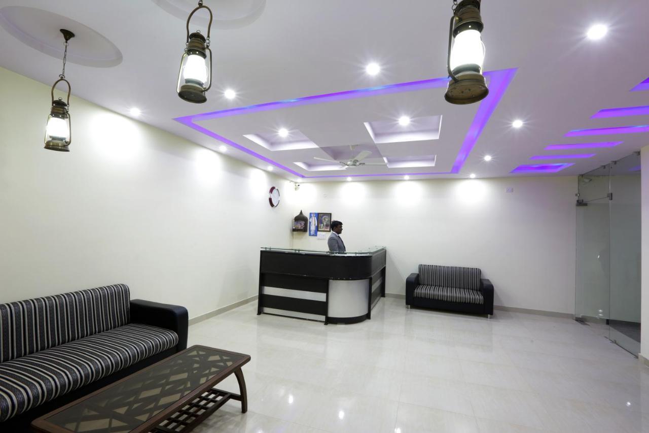 Hotel O Mahipalpur Inn New Delhi Bagian luar foto