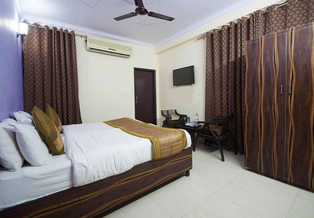 Hotel O Mahipalpur Inn New Delhi Bagian luar foto