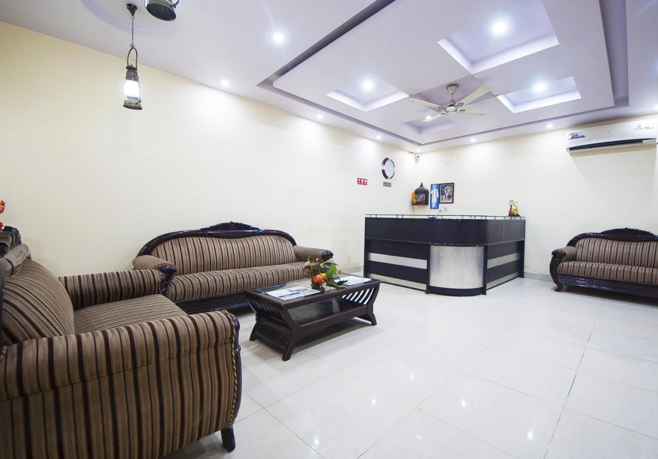 Hotel O Mahipalpur Inn New Delhi Bagian luar foto